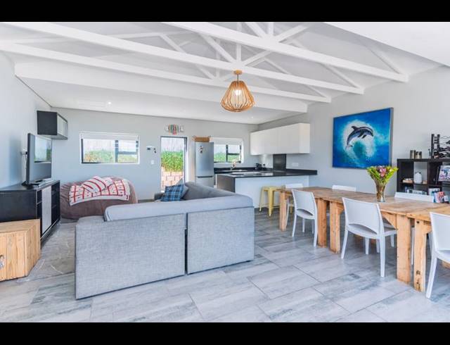 7 BEDROOM HOUSE FOR SALE IN SAN MICHEL